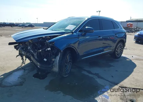 2019 Lincoln Nautilus Reserve z USA, uszkodzony, nr VIN 2LMPJ6L93KBL32864